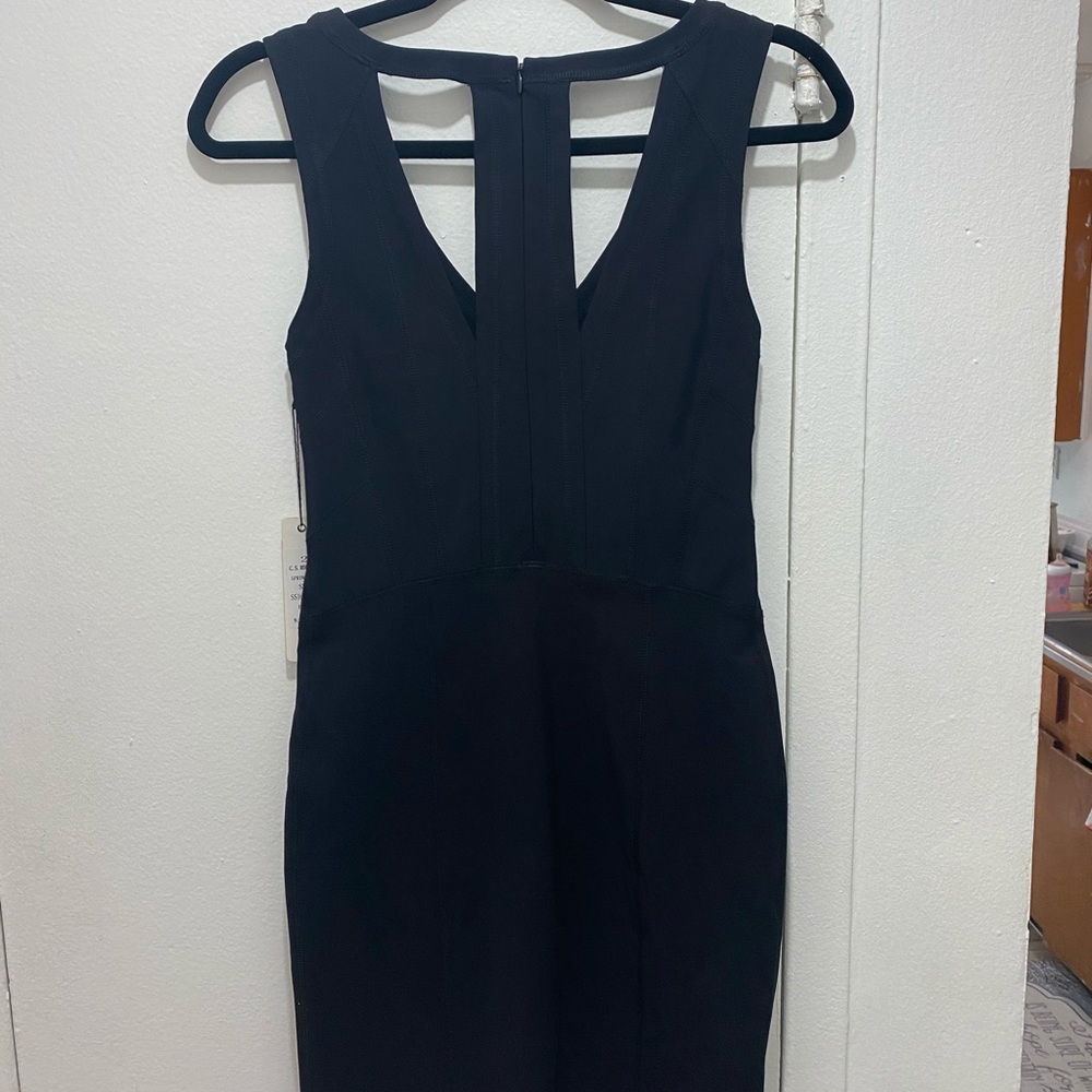 Dress - Picture 3 of 4